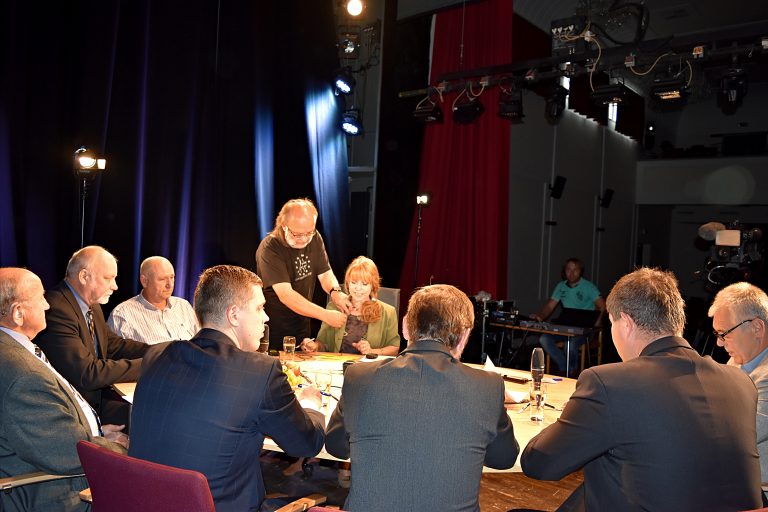Ve studiu při natáčení debat, 2018
