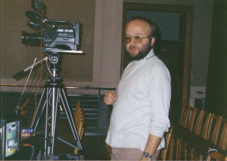 Katolický dům, duben 1996